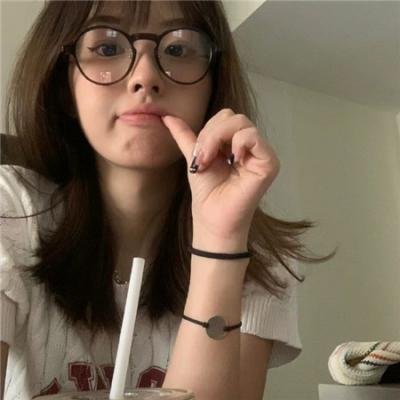 单身女孩 在线观看封面