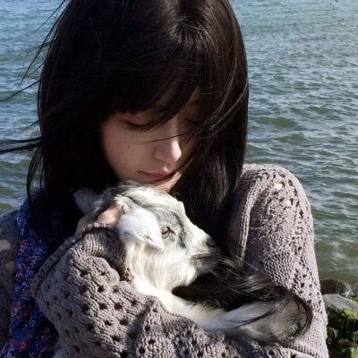 恶魔是一个女人 在线观看封面